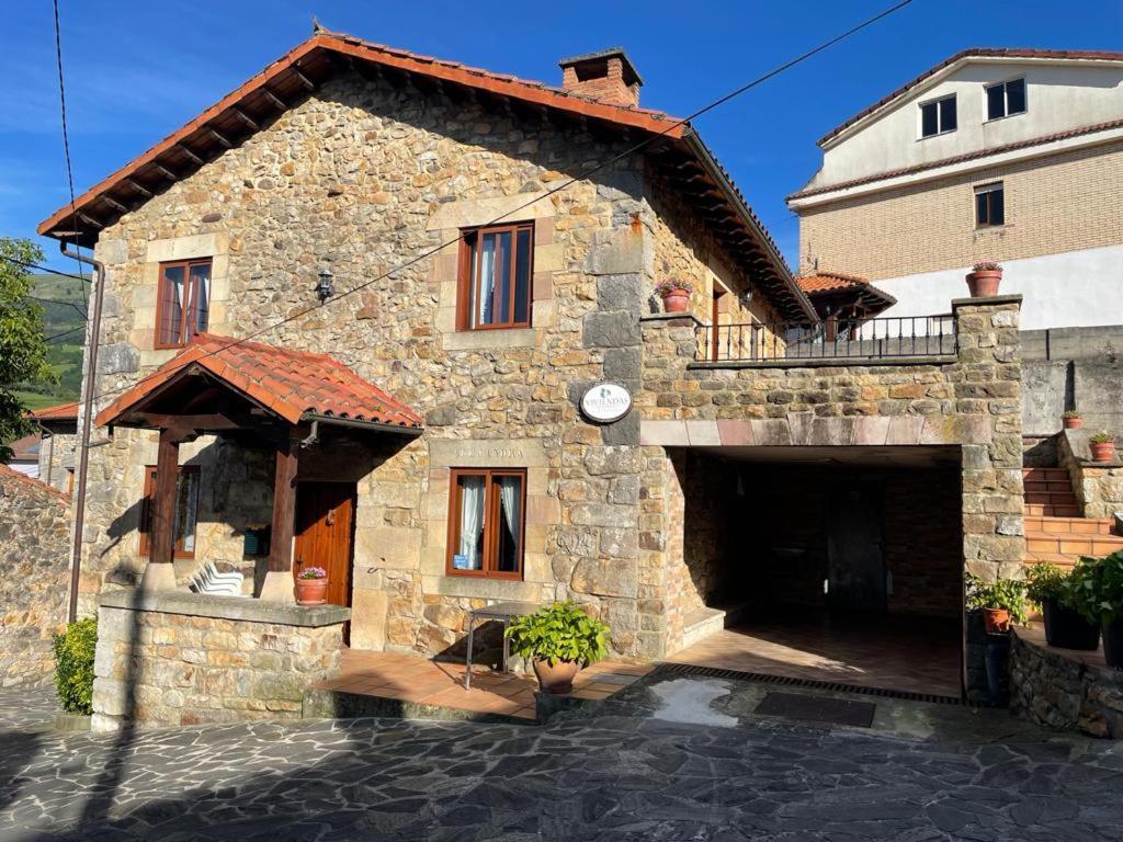 Apartamentos Rurales La Casa Vieja De Alceda Luaran gambar