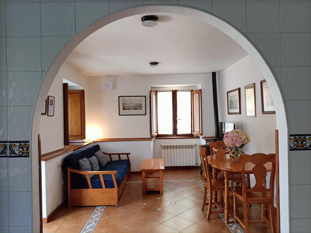 Apartamentos Rurales La Casa Vieja De Alceda Luaran gambar