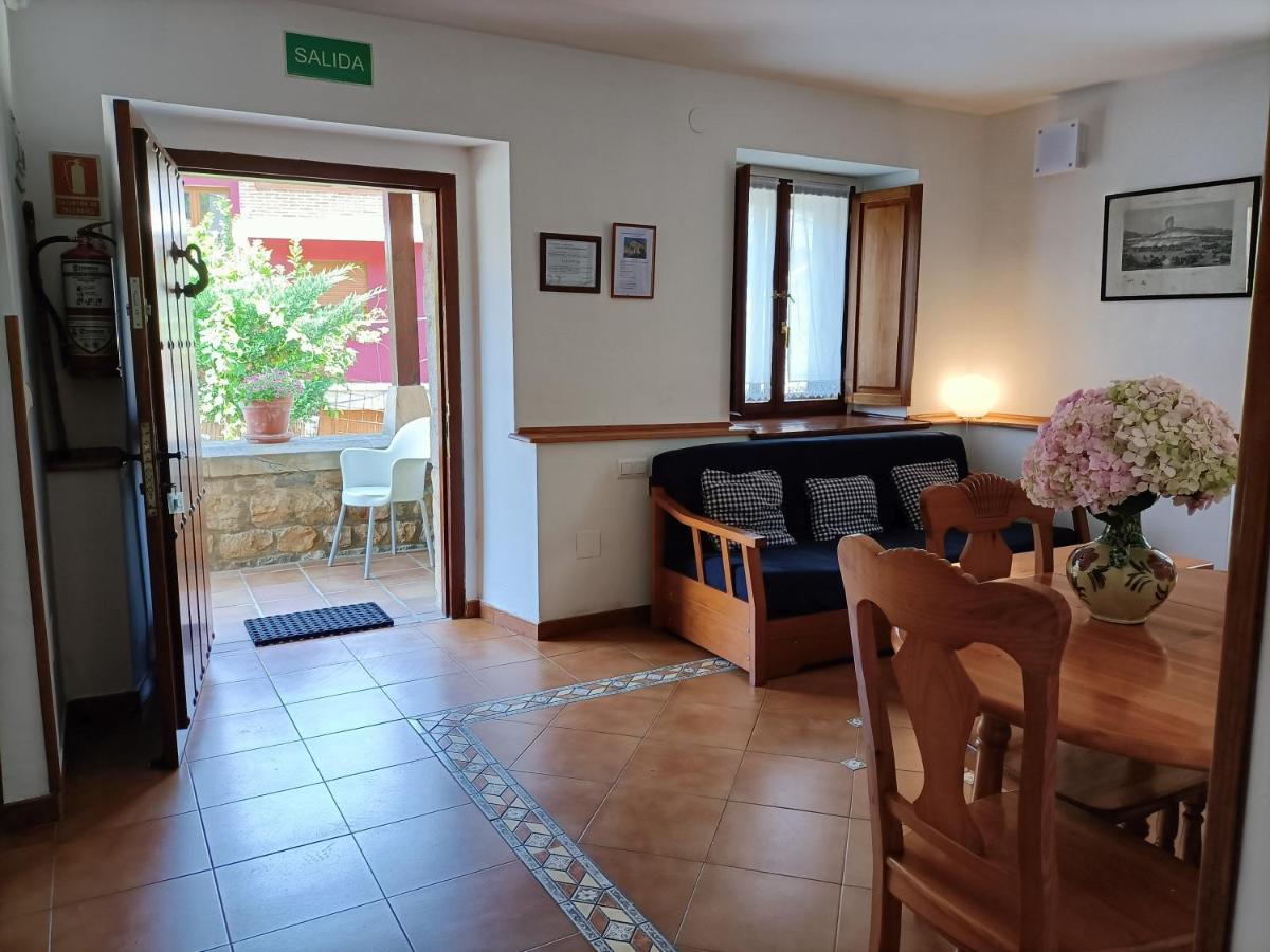 Apartamentos Rurales La Casa Vieja De Alceda Luaran gambar