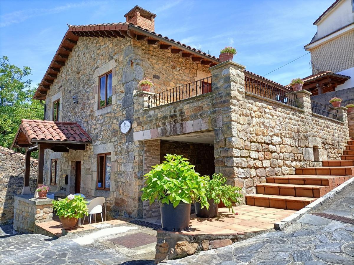 Apartamentos Rurales La Casa Vieja De Alceda Luaran gambar