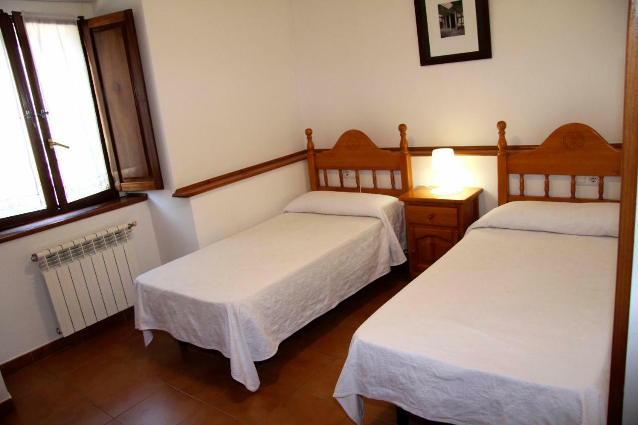 Apartamentos Rurales La Casa Vieja De Alceda Luaran gambar